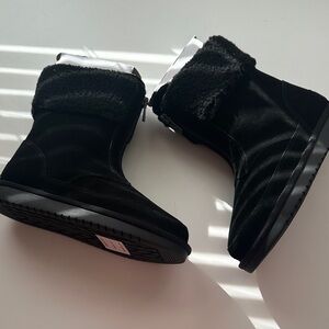 Kookaburra UGG boots Black Winter Boots sale!